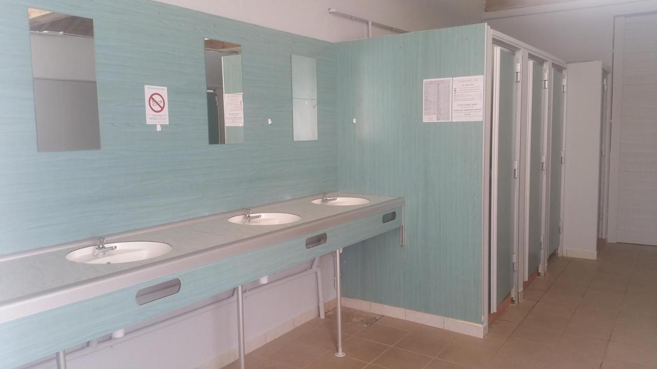 Camping Au Tour De L'Aveyron LʼHospitalet-du-Larzac Esterno foto